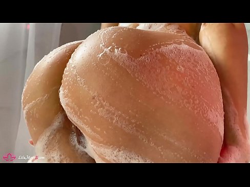 ❤️ La morena es masturba el cony amb un vibrador fins a un orgasme intens a la dutxa ❌ Porno preciós a nosaltres ca.villagesexvideos.ru ﹏