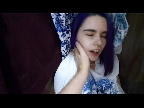 ❤️ Vaig trobar la meva germana a l'armari i la vaig ajudar a correr-se ❌ Porno preciós a nosaltres ca.villagesexvideos.ru ﹏
